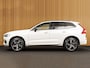 Volvo XC60 2.0 B4 R-Design LUCHTVERING-PANO-21"-B/W-HUD