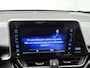 Toyota C-HR / C-HR+ 1.8 Hybrid Executive | RIJKLAAR | Lederen interieur | Side Bars | Blindspot | JBL | Stoelverwarming |