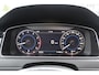 Volkswagen Golf 1.5 TSI Highline R-line Automaat Panoramadak/Apple Carplay/Navigatie/Digitale Cockpit/Achteruitrijcamera/Stoelverwarming/Adaptieve Cruise Control/Parkeersensoren Voor+Achter/Lane Assist/Bots waarschuwing/Dodehoek Waarschuwing/Bluetooth/Automatisc