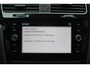 Volkswagen Golf 1.5 TSI Highline R-line Automaat Panoramadak/Apple Carplay/Navigatie/Digitale Cockpit/Achteruitrijcamera/Stoelverwarming/Adaptieve Cruise Control/Parkeersensoren Voor+Achter/Lane Assist/Bots waarschuwing/Dodehoek Waarschuwing/Bluetooth/Automatisc