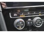 Volkswagen Golf 1.5 TSI Highline R-line Automaat Panoramadak/Apple Carplay/Navigatie/Digitale Cockpit/Achteruitrijcamera/Stoelverwarming/Adaptieve Cruise Control/Parkeersensoren Voor+Achter/Lane Assist/Bots waarschuwing/Dodehoek Waarschuwing/Bluetooth/Automatisc