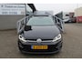 Volkswagen Golf 1.5 TSI Highline Business R-line Automaat Panoramadak/Apple Carplay/Navigatie/Digitale Cockpit/Achteruitrijcamera/Stoelverwarming/Adaptieve Cruise Control/Parkeersensoren Voor+Achter/Lane Assist/Bots waarschuwing/Dodehoek Waarschuwing/Bluetooth/Automatisc