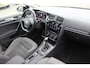 Volkswagen Golf 1.5 TSI Highline Business R-line Automaat Panoramadak/Apple Carplay/Navigatie/Digitale Cockpit/Achteruitrijcamera/Stoelverwarming/Adaptieve Cruise Control/Parkeersensoren Voor+Achter/Lane Assist/Bots waarschuwing/Dodehoek Waarschuwing/Bluetooth/Automatisc