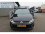 Volkswagen Golf 1.5 TSI Highline R-line Automaat Panoramadak/Apple Carplay/Navigatie/Digitale Cockpit/Achteruitrijcamera/Stoelverwarming/Adaptieve Cruise Control/Parkeersensoren Voor+Achter/Lane Assist/Bots waarschuwing/Dodehoek Waarschuwing/Bluetooth/Automatisc