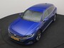 Volkswagen Arteon Shooting Brake 1.4 TSI eHybrid R-Line PHEV 218pk Dealer O.H. | Trekhaak Af Fabriek | Adaptive Cruise | Lederen Sportstoelen Memory & Massage | Keyless | Apple Carplay | Stoelverwarming | Navigatie | DAB | Plug In Hybrid |