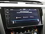 Volkswagen Arteon Shooting Brake 1.4 TSI eHybrid R-Line PHEV 218pk Dealer O.H. | Trekhaak Af Fabriek | Adaptive Cruise | Lederen Sportstoelen Memory & Massage | Keyless | Apple Carplay | Stoelverwarming | Navigatie | DAB | Plug In Hybrid |