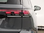 Volkswagen Tiguan R-Line-Edition e-Hybrid 272PK DSG Black Style | Panoramadak | Trekhaak | Led Matrix | Camera | Keyless | Stoel/stuurverwarming