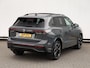 Volkswagen Tiguan R-Line-Edition e-Hybrid 272PK DSG Black Style | Panoramadak | Trekhaak | Led Matrix | Camera | Keyless | Stoel/stuurverwarming