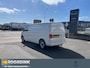 Volkswagen Transporter T6.1 150 pk DSG L2 - 3200 kg uit. Bumpers in kleur, LED , Trekhaak, Navi, stoelverwarming