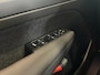 Volvo XC40 Recharge Twin Plus 78 kWh | Wamtepomp | Trekhaak | Camera | Keyless |