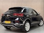 Volkswagen T-Roc 1.5 TSI 150pk Style Half Leer Navi Digi Dash Parkeersensoren Privacy Glass Dealeronderhouden