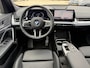 BMW X1 sDrive20i M Sport Premium Pakket Panoramadak Trekhaak Achteruitrijcamera Stoelverwarming Keyless Entry Carplay