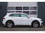 Volkswagen Tiguan 1.4 TSI ACT Connected Series R-Line ACC/Camera/Panodak/Stoelverwarming/Massage/PDCv+a/LED/Carplay/19"LM/Trekhaak