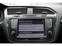 Volkswagen Tiguan 1.4 TSI ACT Connected Series R-Line ACC/Camera/Panodak/Stoelverwarming/Massage/PDCv+a/LED/Carplay/19"LM/Trekhaak