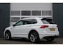 Volkswagen Tiguan 1.4 TSI ACT Connected Series R-Line ACC/Camera/Panodak/Stoelverwarming/Massage/PDCv+a/LED/Carplay/19"LM/Trekhaak