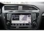 Volkswagen Tiguan 1.4 TSI ACT Connected Series R-Line ACC/Camera/Panodak/Stoelverwarming/Massage/PDCv+a/LED/Carplay/19"LM/Trekhaak