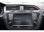 Volkswagen Tiguan 1.4 TSI ACT Connected Series R-Line ACC/Camera/Panodak/Stoelverwarming/Massage/PDCv+a/LED/Carplay/19"LM/Trekhaak