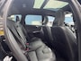 Volvo XC60 2.0 T5 FWD Ocean Race - Automaat I Panorama dak I Leer I Navigatie I Airco I Xenon I PDC I Dealer onderhouden