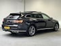 Volkswagen Arteon Shooting Brake 1.4 TSI eHybrid R-Line | PANO | TREKHAAK |