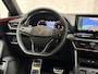 CUPRA Leon 1.4 e-Hybrid VZ Sport 245Pk automaat (SCHUIFDAK, APPLE CARPLAY, GROOT NAVI, STUUR/STOELVERWARMING, KUIPSTOELEN, LEDER, CAMERA, ADAPTIVE CRUISE, NIEUWE APK, NIEUWSTAAT)