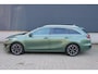 Kia Ceed Sw 140pk GT-Line I Cruise control I Keyless entry I Navi I Parkeercamera I Parkeersensoren voor & achter I Schuif-/kanteldak I Sportstoelen