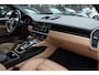 Porsche Cayenne Coupé 3.0 E-Hybrid Platinum Edition / Panoramadak / Camera / Luchtvering / 22'' / Sportchrono / Stuur+Stoelverwarming / Bose / Dodehoek / DAB / Cruise Control