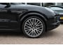 Porsche Cayenne Coupé 3.0 E-Hybrid Platinum Edition / Panoramadak / Camera / Luchtvering / 22'' / Sportchrono / Stuur+Stoelverwarming / Bose / Dodehoek / DAB / Cruise Control