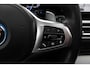 BMW 3-Serie Touring 320e / Panoramadak / Camera / Keyless / Leder / Harman Kardon / 19'' / Elektr. stoelen / CarPlay / Stoelverwarming / ACC / Getint glas