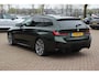 BMW 3-Serie Touring 320e / Panoramadak / Camera / Keyless / Leder / Harman Kardon / 19'' / Elektr. stoelen / CarPlay / Stoelverwarming / ACC / Getint glas