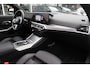 BMW 3-Serie Touring 320e / SoH 89,3% / Panoramadak / Camera / Keyless / Leder / Harman Kardon / 19'' / Elektr. stoelen / CarPlay / Stoelverwarming / ACC / Getint glas