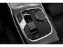 BMW 3-Serie Touring 320e / Panoramadak / Camera / Keyless / Leder / Harman Kardon / 19'' / Elektr. stoelen / CarPlay / Stoelverwarming / ACC / Getint glas