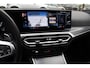 BMW 3-Serie Touring 320e / Panoramadak / Camera / Keyless / Leder / Harman Kardon / 19'' / Elektr. stoelen / CarPlay / Stoelverwarming / ACC / Getint glas