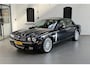 Jaguar XJR 4.2 V8 Supercharged Topstaat - 20" Sepang LM - Alcantara hemelbekleding - koelbare stoelen - Etc