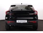 Volvo EC40 Extended Range Plus Black Ed. 82 kWh - IntelliSafe Assist & Surround - 360º Camera - Verwarmde voorstoelen, stuur & achterbank - Parkeersensoren voor & achter - Elektr. bedienb. bestuurdersstoel met geheugen - Draadloze tel. lader - Warmtepomp - Extra getint glas - 20' LMV