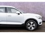 Volvo XC40 T5 Plug-in Hybrid Inscription Expression | Navigatie | Cruise Control | DAB+ radio | 2-zone climate control | Apple Carplay / Android Auto | Volvo On Call | Keyless |