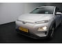 Hyundai Kona Electric EV Fashion 64 kWh 3- Fase SOH 95,9% | Warmtepomp | Camera | Navigatie | Head-Up Display