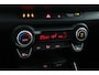 Kia Stonic 1.0 T-GDi MHEV DynamicLine | Trekhaak | Apple Carplay/Android auto | Automaat