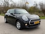 MINI Cooper Mini 1.5 Business / 1e Eigenaar / Navi / Airco / 15" Velgen / 6 Versnellingen / Goed onderhouden! / PDC / Limit /