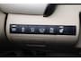 Toyota Camry 2.5 Hybrid Premium | Leder | Stoelventilatie | Stoel-/stuurverwarming | Navigatie | JBL | Head-up display | Dodehoek detectie | 360 camera