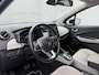 Renault Zoe R135 Serie Limitee Riviera 52 kWh / Accu SOH 91% / Koopaccu / Dealer Onderhouden / BOSE Audio / Lederen Bekleden / Stoel Verwarming / Stuurwiel Verwarming / CCS Snelladen / Dodehoek Detectie /