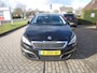 Peugeot 308 SW 1.2 130pk Blue Lease Executive Navi camera pano