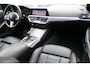 BMW 3-Serie Touring 330e Business Edition Plus M-PAKKET PANO-DAK VOL!
