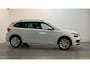 Skoda Kamiq 1.0 TSI 110pk Business Edition Parkeersensoren Stoelverwarming App-Connect DAB+