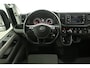 Volkswagen Crafter 2.0 TDI Highline Exclusive L3H3 177PK | DSG | 3000kg Trekgew. | Trekhaak | Airco | Adap. Cruise | Carplay | 3 Zits | Stoel/Stuur verw. | Bullbar
