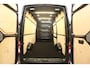 Volkswagen Crafter 2.0 TDI Highline Exclusive L3H3 177PK | DSG | 3000kg Trekgew. | Trekhaak | Airco | Adap. Cruise | Carplay | 3 Zits | Stoel/Stuur verw. | Bullbar