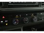 Volkswagen Crafter 2.0 TDI Highline Exclusive L3H3 177PK | DSG | 3000kg Trekgew. | Trekhaak | Airco | Adap. Cruise | Carplay | 3 Zits | Stoel/Stuur verw. | Bullbar