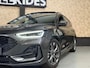 Ford Focus Wagon 1.0 EcoBoost Hybrid ST Line X | Pano | Stuur/Stoel verwarming | Carplay | Camera | Led