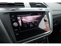 Volkswagen Tiguan 1.5 TSI R-Line, ACC, trekhaak