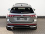 Volkswagen Passat Variant 1.5 eHybrid R-Line Edition 272 PK DSG | Panoramadak | Stoel/Stuurverwarming | LED Matrix | Camera | Keyless | Trekhaak | Harman Kardon | Trekhaak