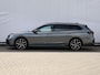 Volkswagen Passat Variant 1.5 eHybrid R-Line Edition 272 PK DSG | Panoramadak | Stoel/Stuurverwarming | LED Matrix | Camera | Keyless | Trekhaak | Harman Kardon | Trekhaak